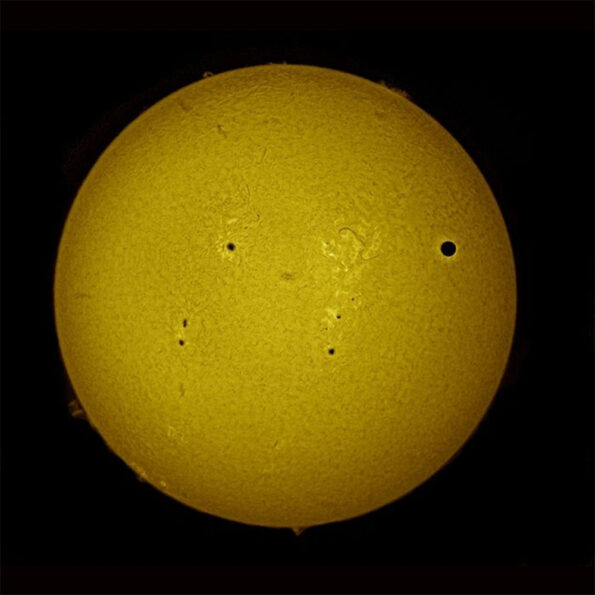 Coronado Personal Solar Telescope