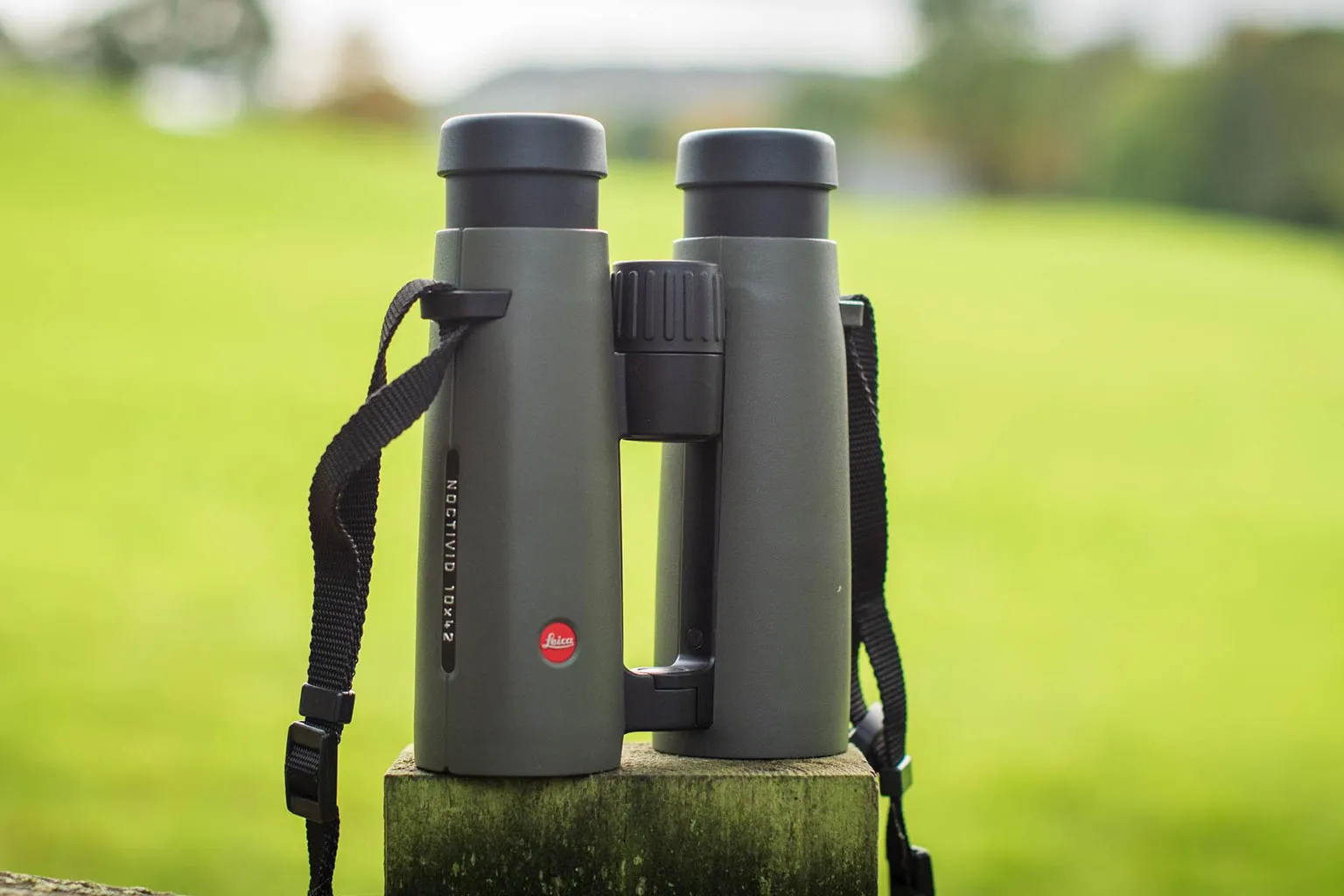 Leica Noctivid 10x42: German Precision in a Compact Package