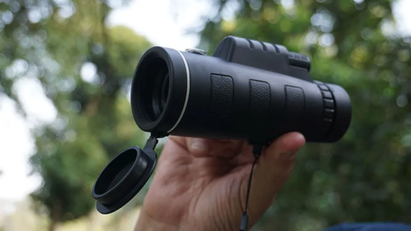 10 Best Monoculars for Bird Watching and Travel