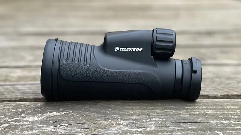 Celestron Outland X 10-30x50